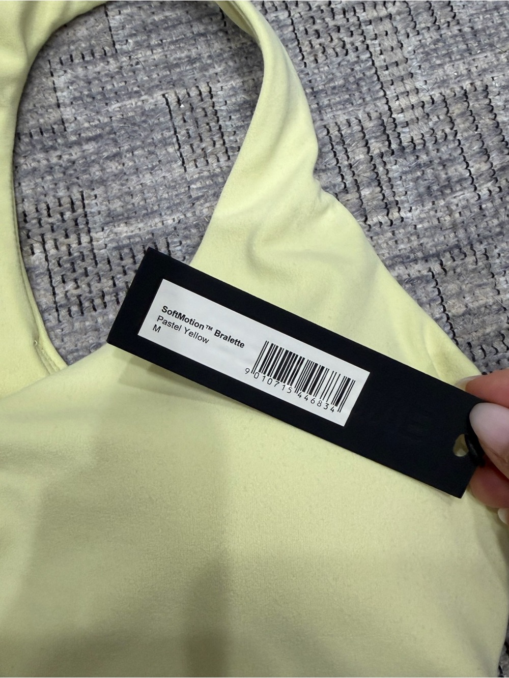 Oner Active Soft Motion Bralette with Gray Logo Pastel Yellow Medium BNWT Gym - Picture 5 of 6